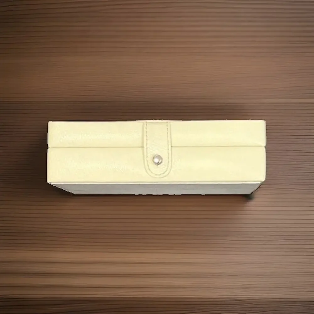 POTTERY BARN Travel Jewelry Box Cream Faux Leather Case MacKenna 5” x 6.5” x 2”